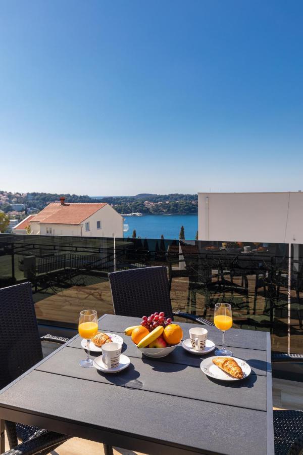 Apartments Sweet And Cozy ซัฟทัท ภายนอก รูปภาพ