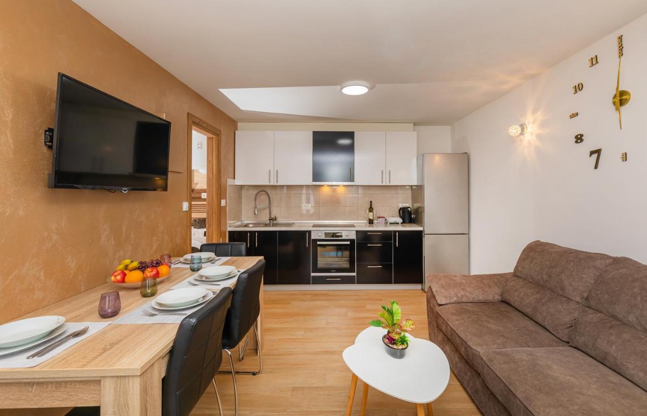 Apartments Sweet And Cozy ซัฟทัท ภายนอก รูปภาพ