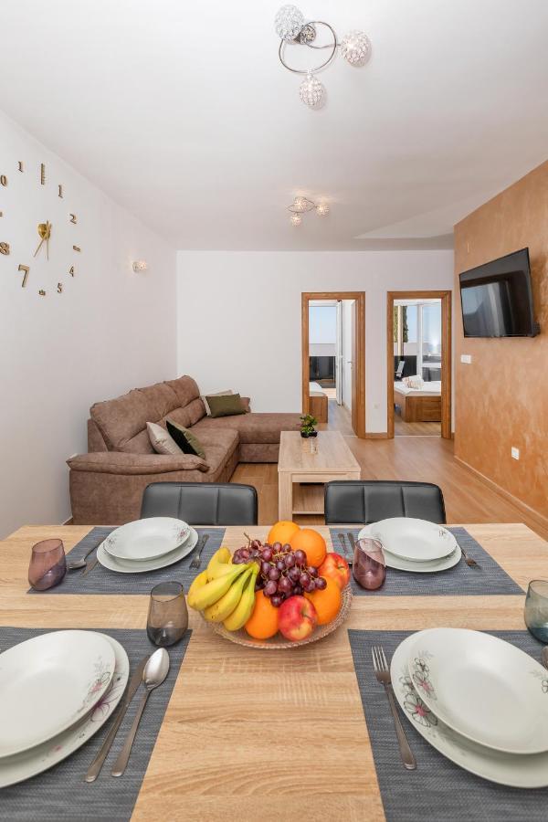 Apartments Sweet And Cozy ซัฟทัท ภายนอก รูปภาพ