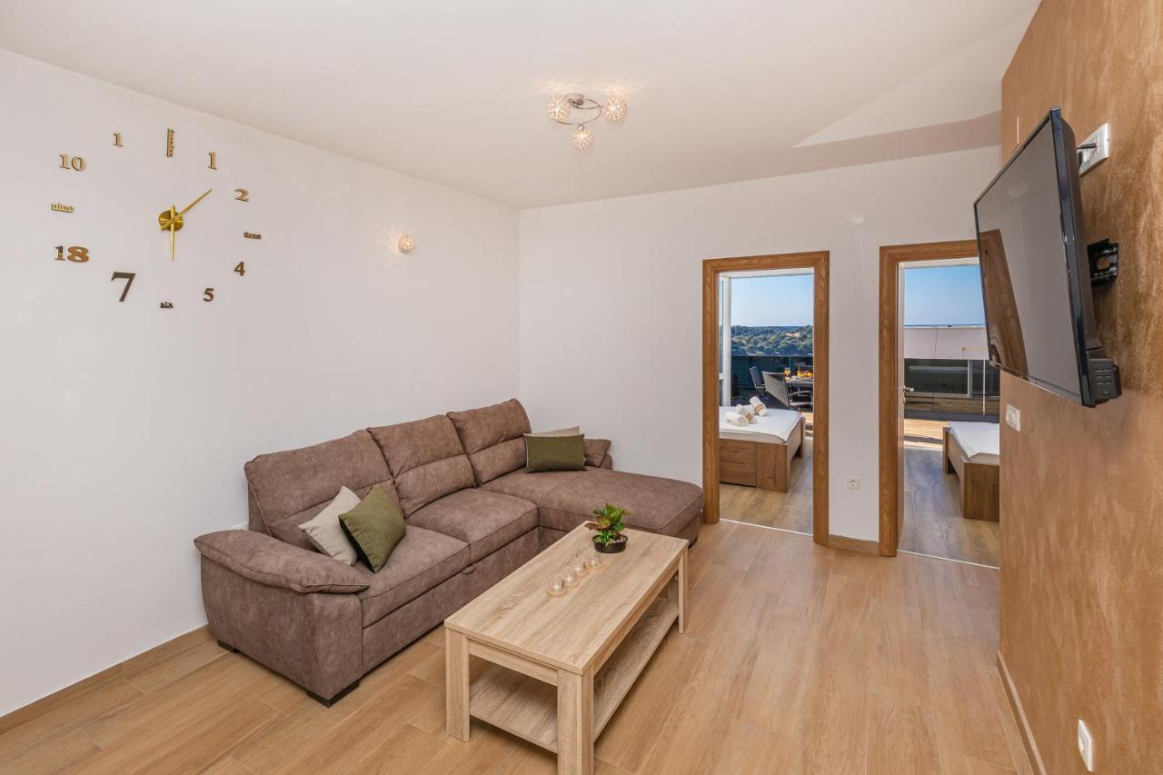 Apartments Sweet And Cozy ซัฟทัท ภายนอก รูปภาพ