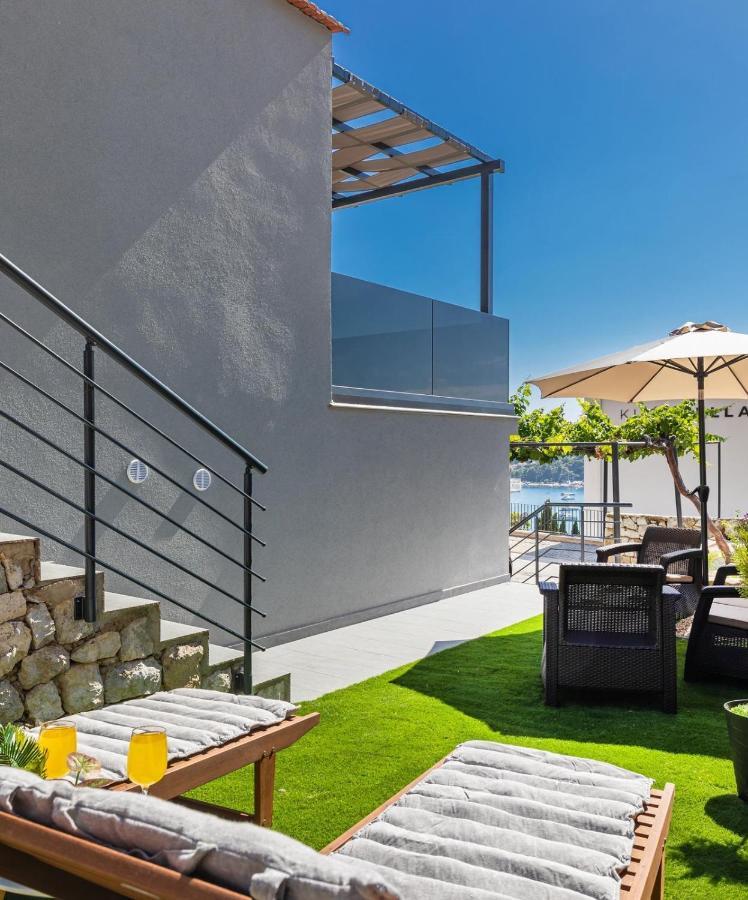 Apartments Sweet And Cozy ซัฟทัท ภายนอก รูปภาพ